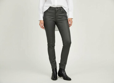 Women's Pants: Spodnie materiałowe damskie, rozmiar M