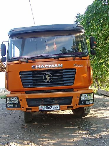 Самосвал Shacman F2000, оранжевая кабина, кузов-самосвальный at lalafo.kg Самосвал Shacman F2000, оранжевая кабина, кузов-самосвальный