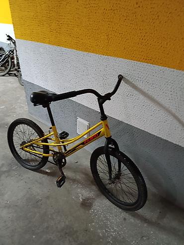 Velosipedlər: İşlənmiş İki təkərli Uşaq velosipedi Vilano, 20", sürətlərin sayı: 1, Ünvandan götürmə — 3