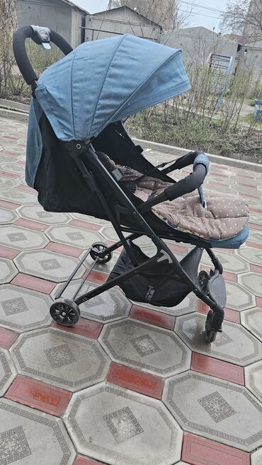 детские коляски для девочек: Коляска, Б/у