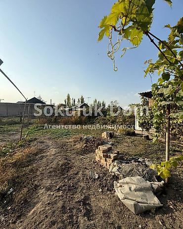 the level: 🏠Продается дом в с. Сокулук, верхняя зона 🟡 Комнаты: 4 🟡 Участок: 4 — 3