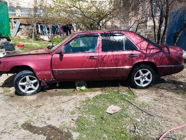 Mercedes-Benz: Zavodskoy maşındı idari olmuyub ilk qəzasını pul ehtiyac olduğu üçün