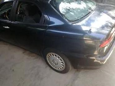 auto delovi alfa: Vrata za alfu 156. Vrata 15eGepek 20eHauba 60eBranik 60eKrilo 30e — 9