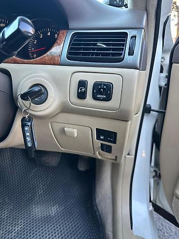 бетонный лоток: Toyota Windom: 2004 г., 3 л, Автомат, Бензин, Седан — 3
