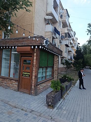 kiosk satici: Sumqayit seher 4 mik dayanacagin yani icareye verilir — 1