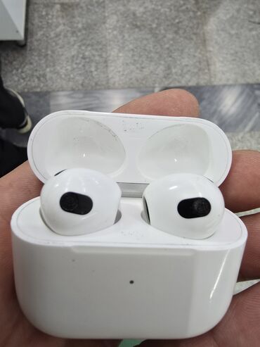 жалал абад телефоны: Продаю наушники Apple Airpods З-поколения.
Б/у в хорошем состоянии