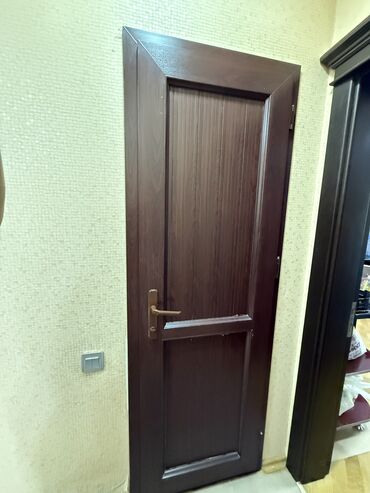 Otaq qapıları: Qapi