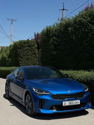 Mercedes-Benz: Kia : 2019 г., 2 л, Автомат, Бензин, Седан