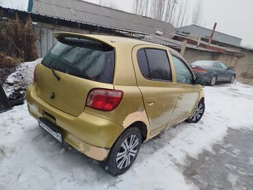 мото сикил: Toyota Vitz: 1999 г., 1 л, Автомат, Бензин, Седан