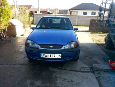Automobili: Ford Fiesta: 0.5 l. | 2001 г. | 168000 km. | Hečbek