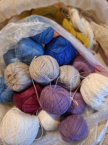 Аксессуары для шитья: Набор для рукоделия: пяльцы + большая подборка ниток Состав: - Пяльцы — 6