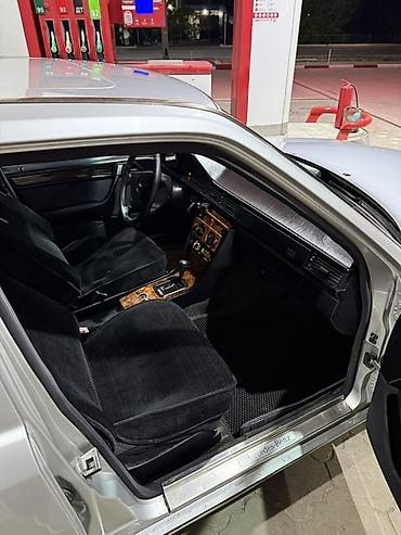 подлокотник 124 мерс: Mercedes-Benz W124: 1994 г., Автомат, Седан — 4