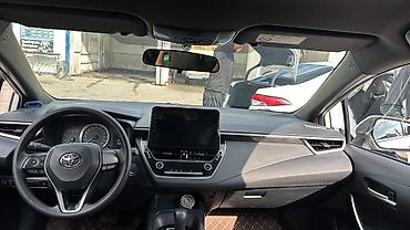 mark x: Toyota Corolla: 2022 г., 1.8 л, Гибрид, Седан — 4