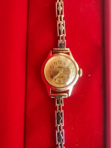 женские часы fossil: Продаю женские золотые часы "Чайка" Общий вес - 18.5 грамм Проба