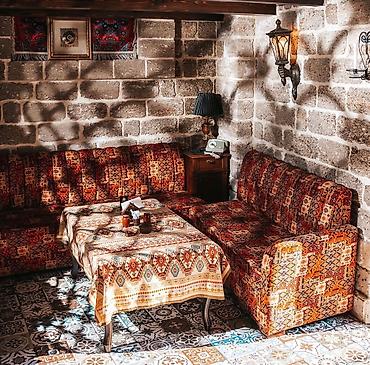 барные столы и стулья: Restoran ucun sifarishle duzeltdirilib, divan ve kreslo, ve 3 eded — 5