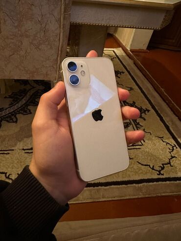 Apple iPhone: IPhone 12 mini, 64 GB, Ağ, Barmaq izi