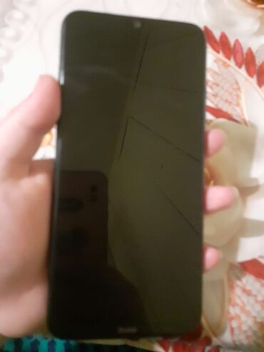 təcili telefon satilir: Xiaomi Redmi 8, 32 ГБ, цвет - Черный, 
 Отпечаток пальца, Две SIM карты
