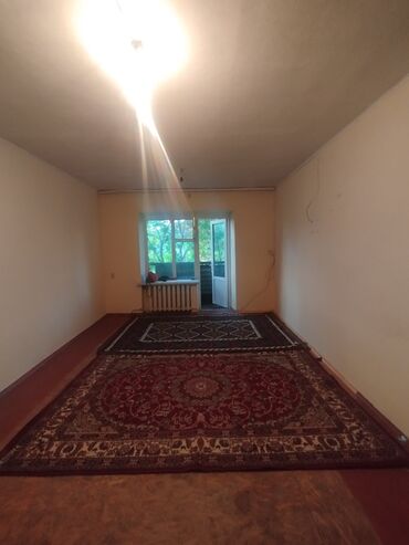 rabota v bishkeke: 1 комната, 28 м², 3 этаж, Евроремонт