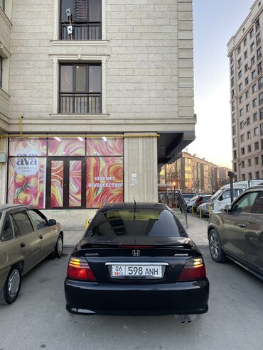 Honda: Honda Accord: 2002 г., 1.8 л, Механика, Бензин, Седан — 4