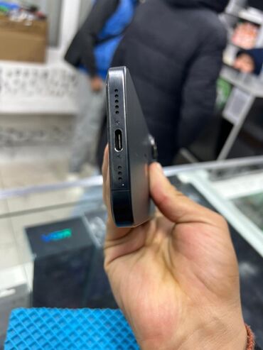 Apple iPhone: IPhone 15 Pro, Б/у, 128 ГБ, Black Titanium, Защитное стекло, В рассрочку, 85 % — 8