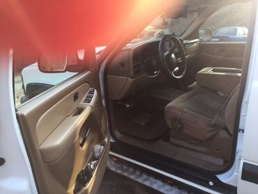 Chevrolet: Chevrolet Suburban: 2000 г., 6 л, Автомат, Гибрид, Внедорожник — 5