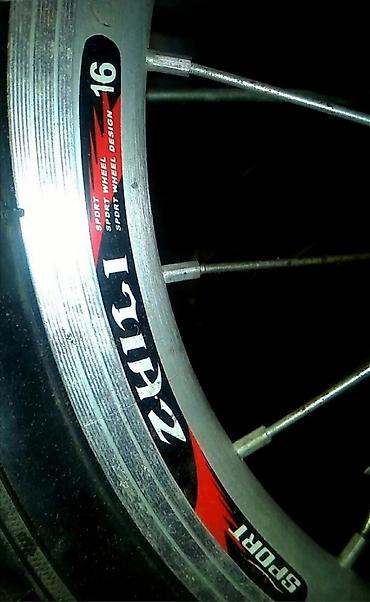 18 lik velosiped: QƏTİ ZƏNG VURMA. VURMA. VATSAPA YAZ. vel8diped yaxşi veziyetde — 3