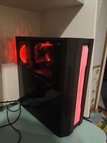 kompu: Spesifikasiyaları: Prosessor - I7-3770(3.9 GHZ Turbo clock) RAM -