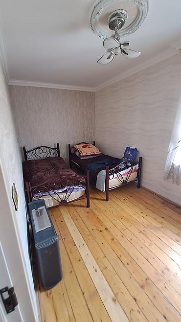 Kirayə mənzillər: Gəncə şəhəri Heydər Əliyev pr. Maksi marketə yaxın bina evi 2 otaqlı — 8