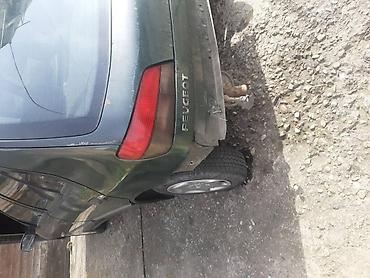 prodajem motor: GLAVA MOTORA ZA PEUGEOT 306 OD 1996. DO 2002. GOD. | glava motora — 2