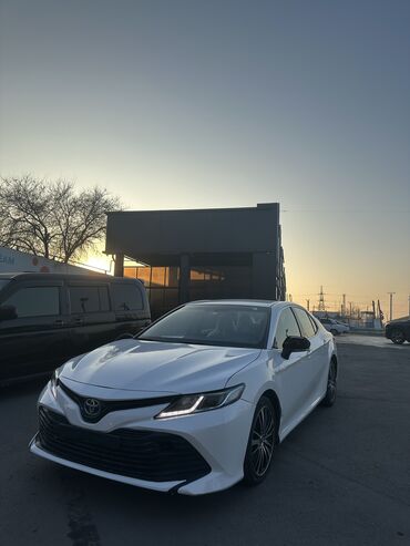 гибрид камри: Toyota Camry: 2018 г., 2.5 л, Типтроник, Гибрид, Седан