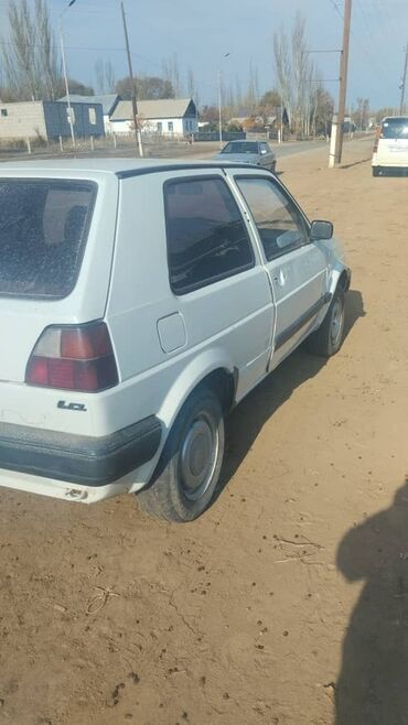 набор ключ ролф: Volkswagen Golf: 1991 г., Хэтчбэк