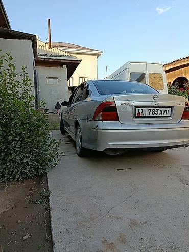 Opel Vectra: 1999 г., 1.5 л, Автомат, Бензин, Лифтбек