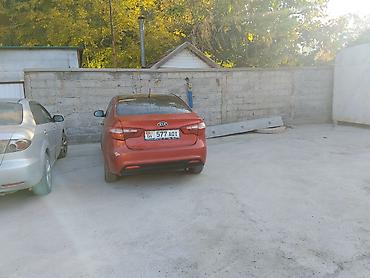 кызыл кия кыз: Kia Rio: 2014 г., 1.6 л, Кол менен иштөөчү, Бензин, Седан — 4