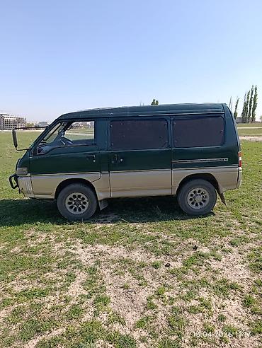 для гелика: Mitsubishi Delica: 1998 г., 2.5 л, Автомат, Дизель, Минивэн — 7
