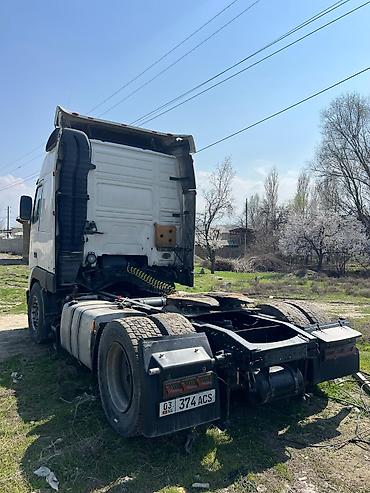 Унаа сатуу: Volvo : 1998 г., Кол менен иштөөчү — 4