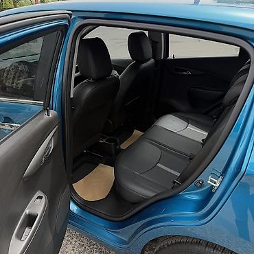 Chevrolet: Chevrolet Spark: 2019 г., 1 л, Вариатор, Бензин, Хэтчбэк — 17