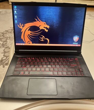 Audi: MSI oyun noutbuku Prosessor: Intel Core i5-9300H (2.4–4.1 GHz) Qrafik