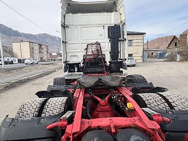 Тягачи: Тягач, DAF, 2013 г., Тентованный — 4