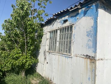 Контейнеры: Продаю павильон,контейнер утепленный 3м /6 метров Вес 3000 кг