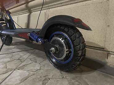 elektrik velo: Elektrik skuter – off-road təkərlər və güclü işıqlanma ilə saata 60 km — 3