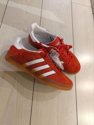 кроссовки adidas gazelle: Мужские кроссовки, 43, Adidas Originals, Новый, цвет - Красный, Самовывоз