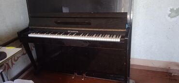 цена пианино бу: Пианино хорошее состояние, настройка сделана, цена 7000 сом