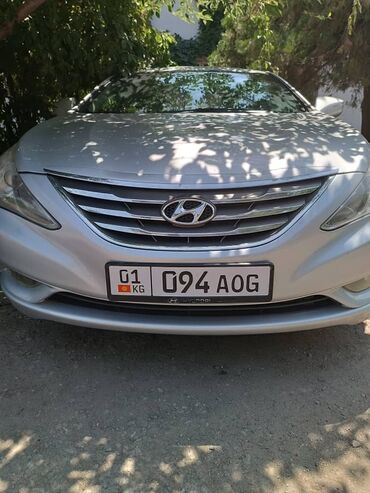 авто российской номерами: Hyundai Sonata: 2012 г., 2 л, Автомат, Газ, Седан