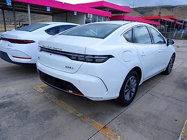 eylec: BYD Qin Plus: 1.6 l | 2025 il 10 km Sedan — 3