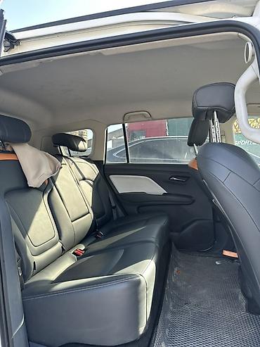 Другие автомобили: Электромобиль Bestune NAT (европейская версия E05), белый, кузов — — 7