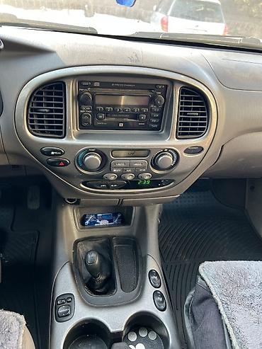 Toyota: Toyota Sequoia: 2002 г., Автомат, Бензин, Внедорожник — 6