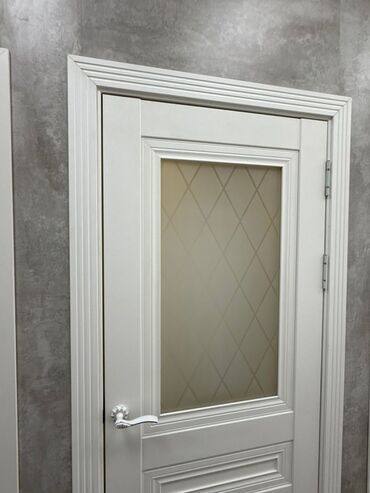 дверь внутренняя: Межкомнатная дверь со стеклом, МДФ, Левая, цвет - Белый
