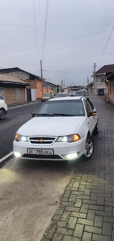 Daewoo: Daewoo Nexia: 2010 г., 1.5 л, Механика, Газ, Седан