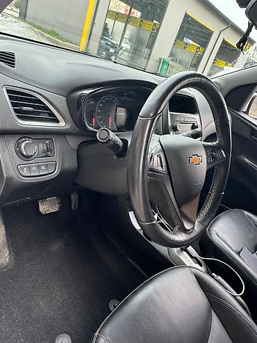 Chevrolet: Chevrolet Spark: 2019 г., 1 л, Автомат, Хэтчбэк — 6