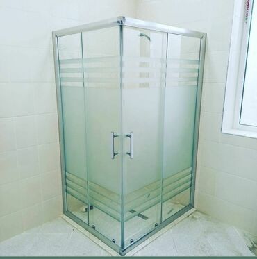 Duş kabinaları, arakəsmələr: Yeni Üstü açıq kabina, Künc üçün — 4